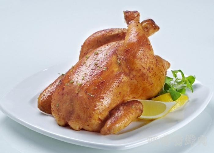 香辣略带甜的味道与鸡肉味融合的恰到好处秘制烤鸡腿烤肉的做法