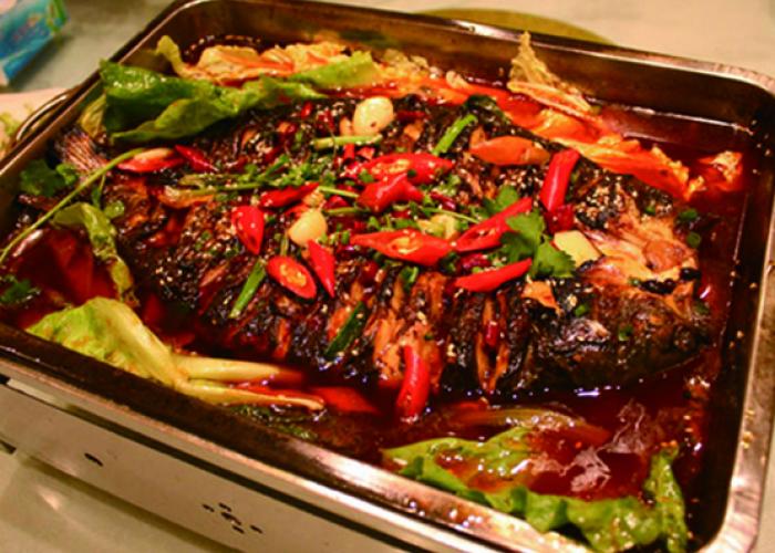 万州烤鱼的烹制方法是什么