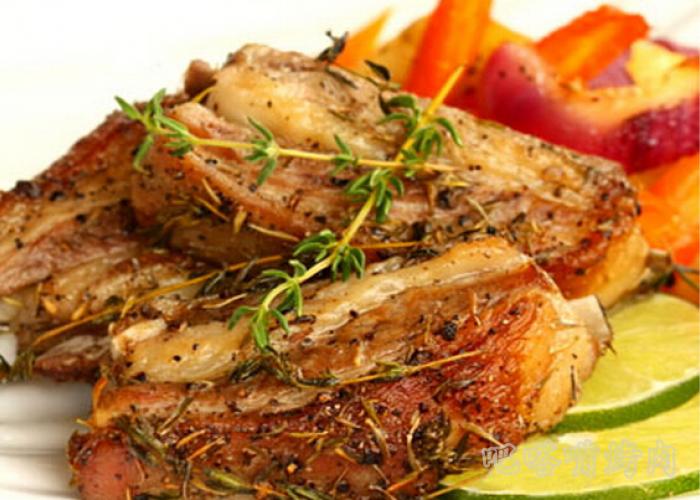 锡纸烤红骨的烤肉做法