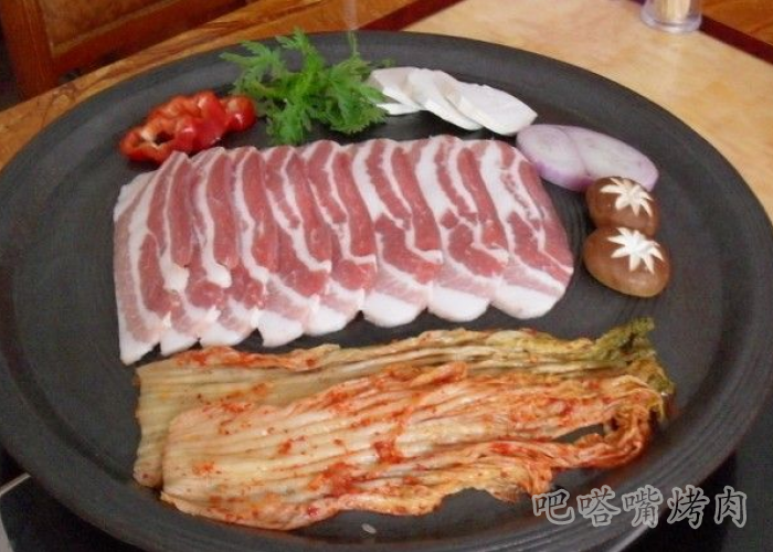 烤肉加盟教您如何做烤五花肉