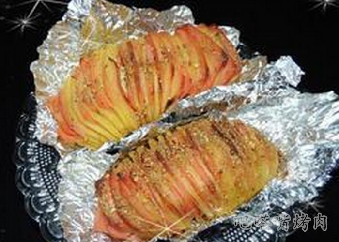 烤肉加盟店讲述风琴烤土豆的做法步骤