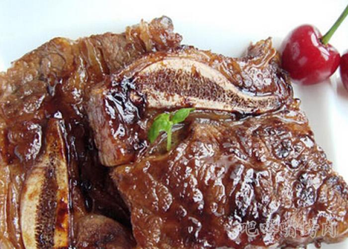 烤肉加盟店告诉你韩式牛仔骨怎么做