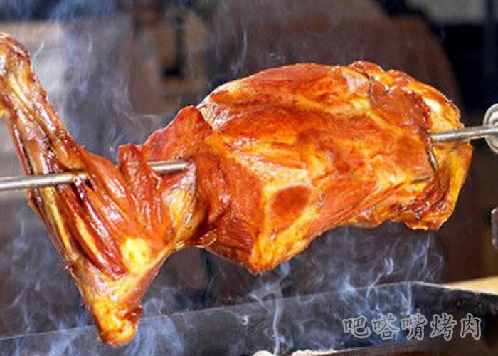 烤肉加盟店教你做烤澳洲去骨网纹羊腿
