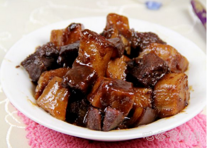 让你回味无穷的烤肉焖香芋