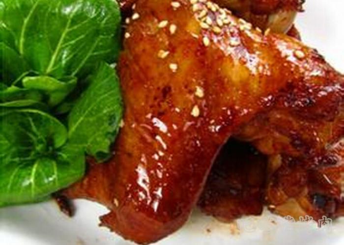 腐乳香烤鸡翅的的具体做法