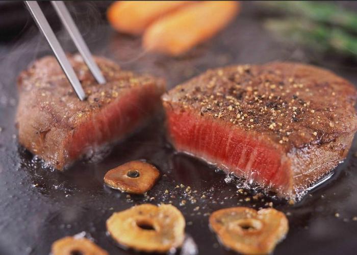 不一样的吃法孜然烤肉串