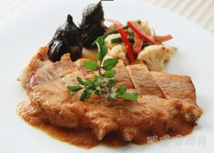 烤肉也可以做成丸子