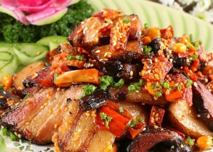 吃烤肉加柠檬有解毒的功效