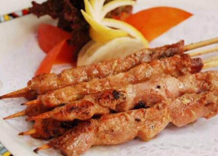 分享缤纷蒜香烤肉串的做法