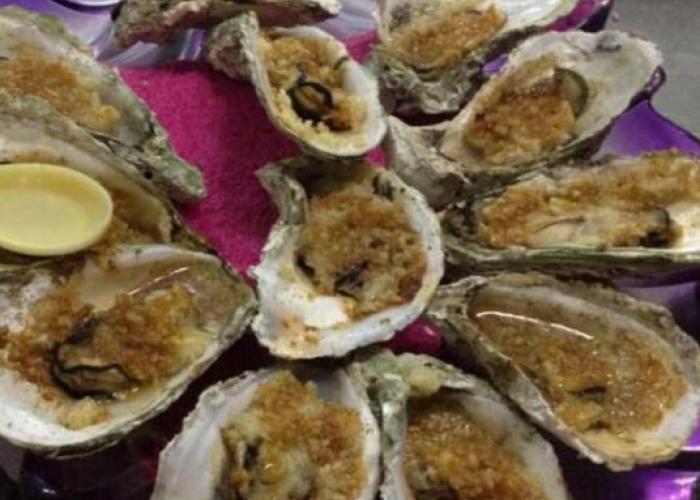 烤肉加盟店讲述自助烤牡蛎的做法步骤