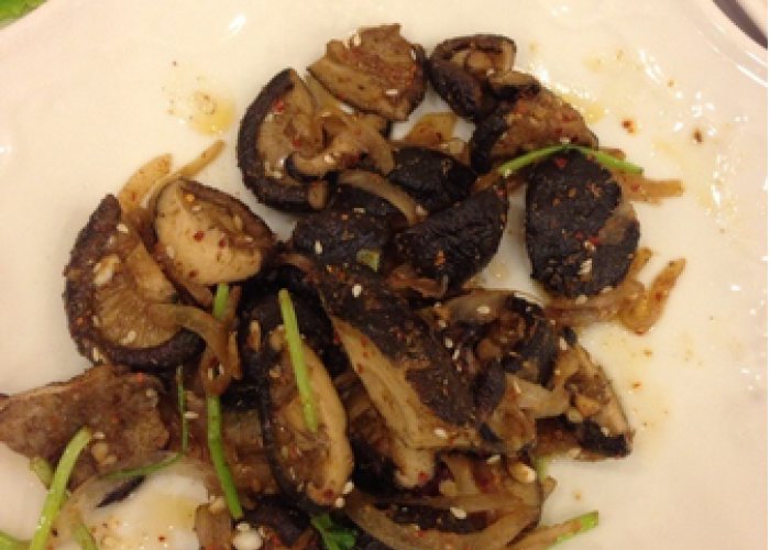 韩国烤肉加盟教你孜然冬菇的做法步骤