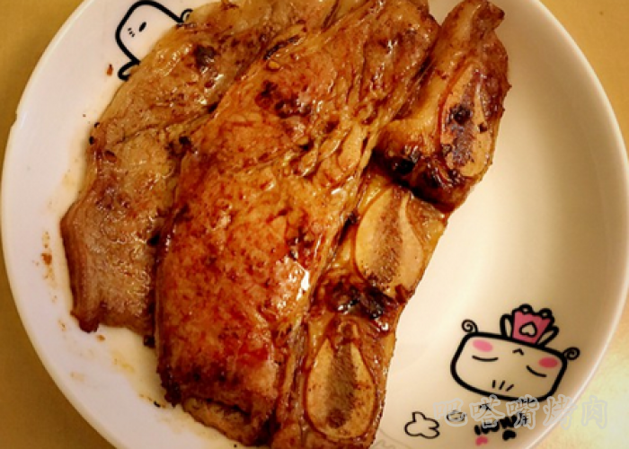 不同风格的韩式牛仔骨