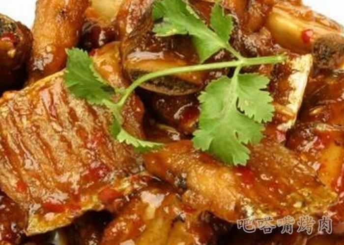 菜干烧肋排怎么做