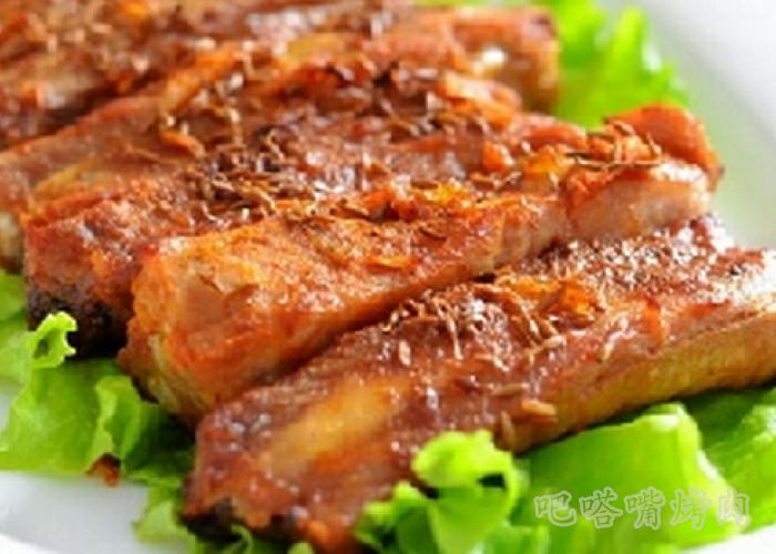 韩国烤肉店介绍香辣酱香烤排骨的做法