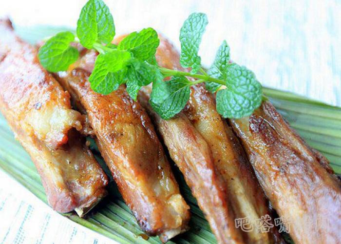 告诉你黑椒蜜汁肋排的做法