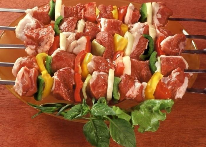 烤肉的腌制少不了调味料