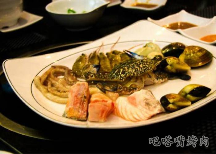 开烤肉店赚钱吗,有多大利润?